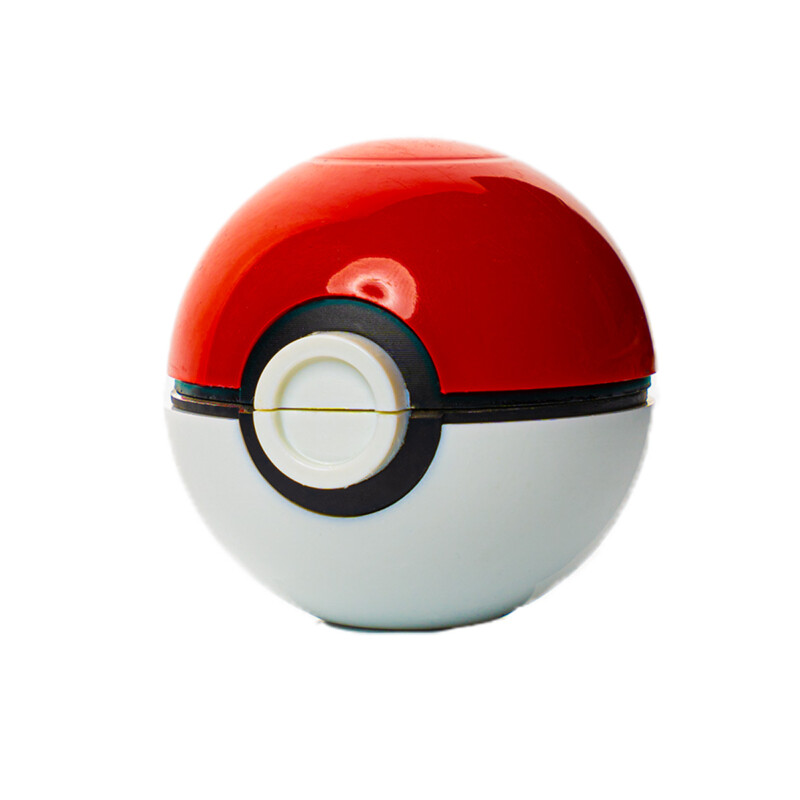 Młynek w kształcie Pokeball